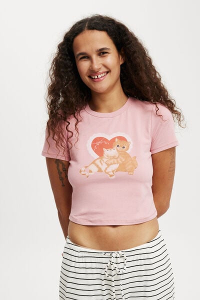 Crop Fit Graphic Tee, HUGGING KITTIES/VINTAGE ROSE